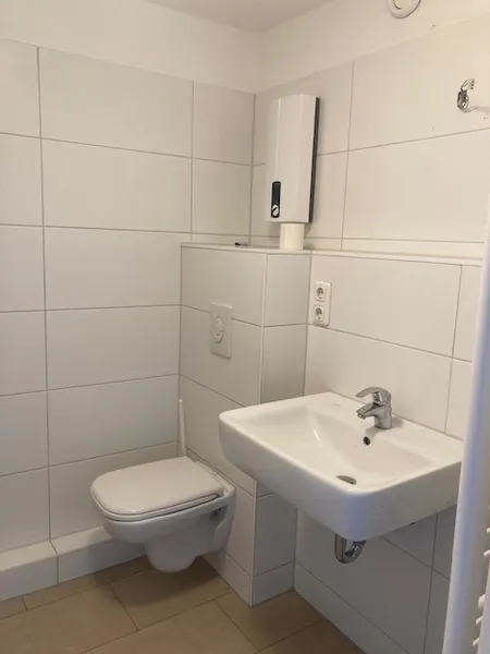 Gut geschnittenes Apartment in Lichterfelde! Ohne WBS! — photo 1